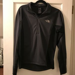North Face half zip, two toned fleece pullover!